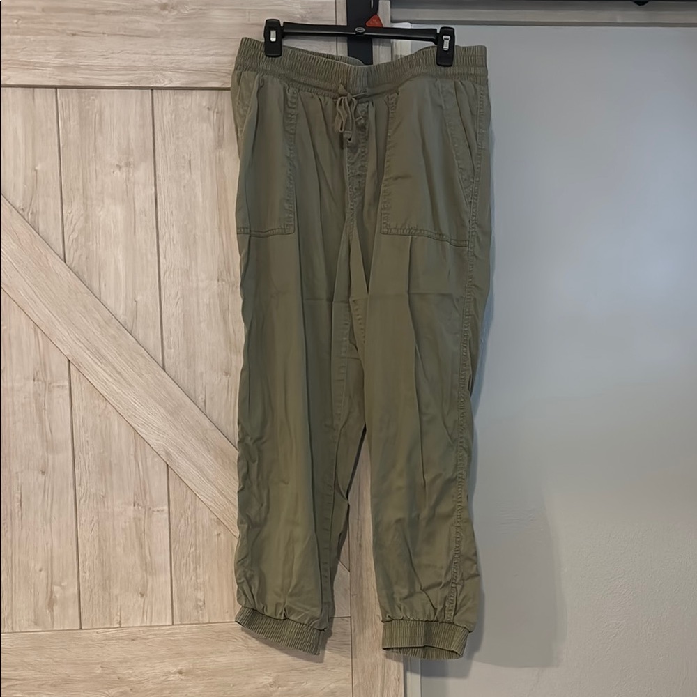 Women’s Olive Green Jogger Pants